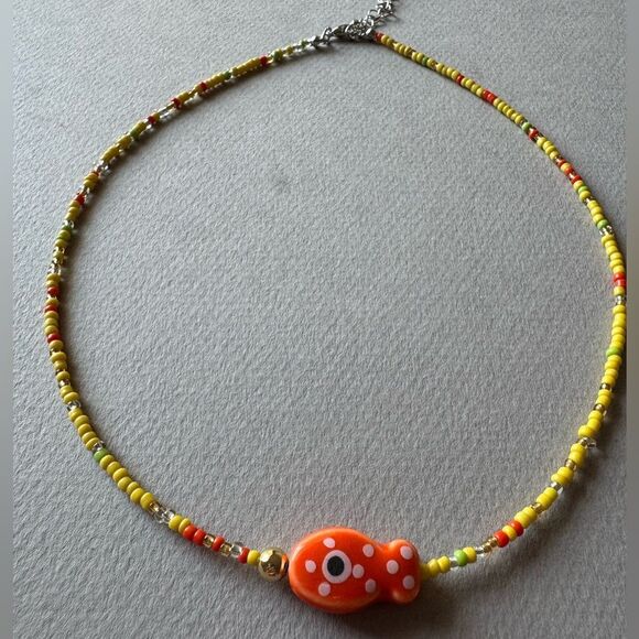 Orange fish Beaded Necklace M515 - Picture 4 of 4